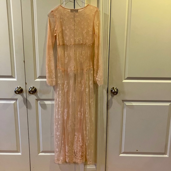 Bikini cover - Picture 4 of 6